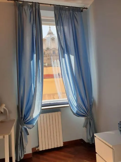 Lovely 11 Guests Flat, Via Tribunali, City Center! Nápoles 0*,  Italia